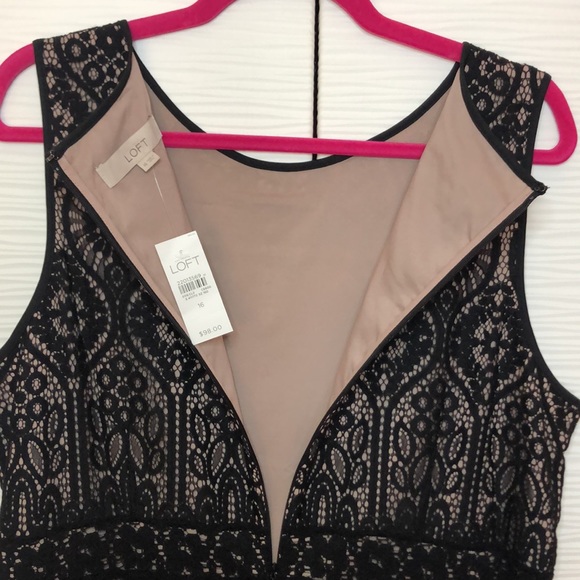 NWT LOFT black lace shift dress. Size 16. - Picture 8 of 8